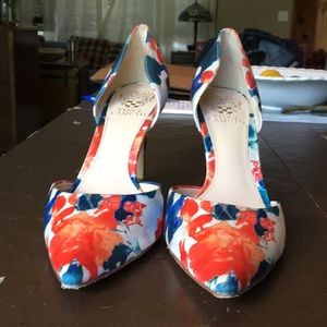 Vince Camuto Baletts Pumps